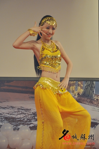 翱翔蓝天之上 90后准空哥空姐的“飞天梦”